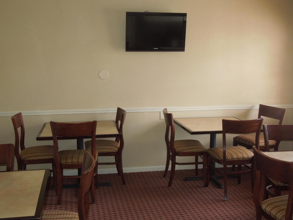 Americas Best Value Inn Чилликоти Экстерьер фото